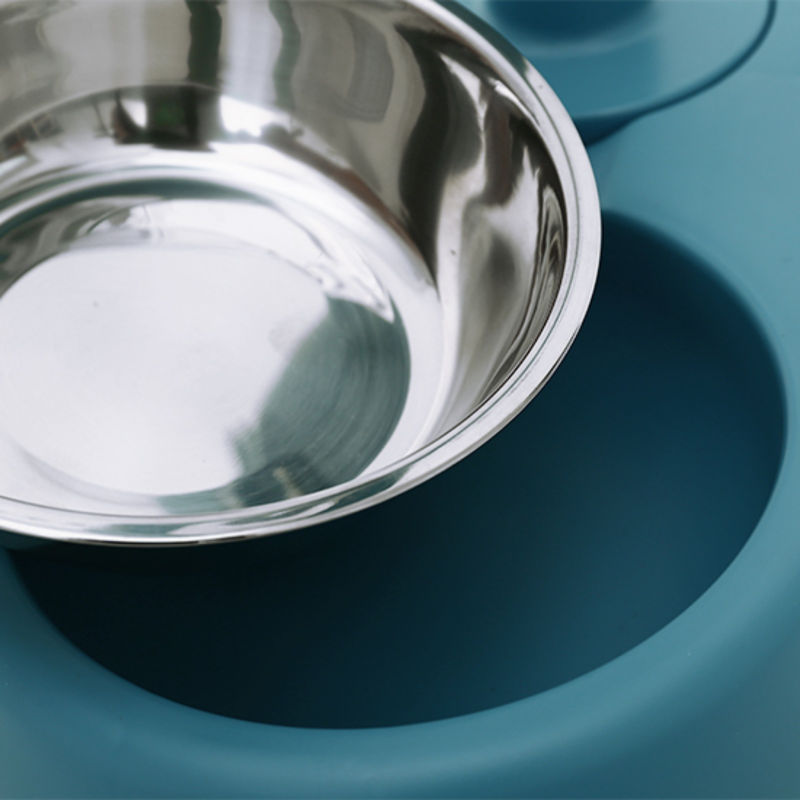 Gamelle d'eau et pot de nourriture pour animaux