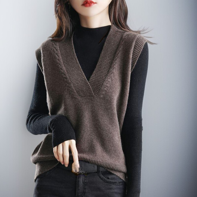 柔らかく繊細なセーターベスト