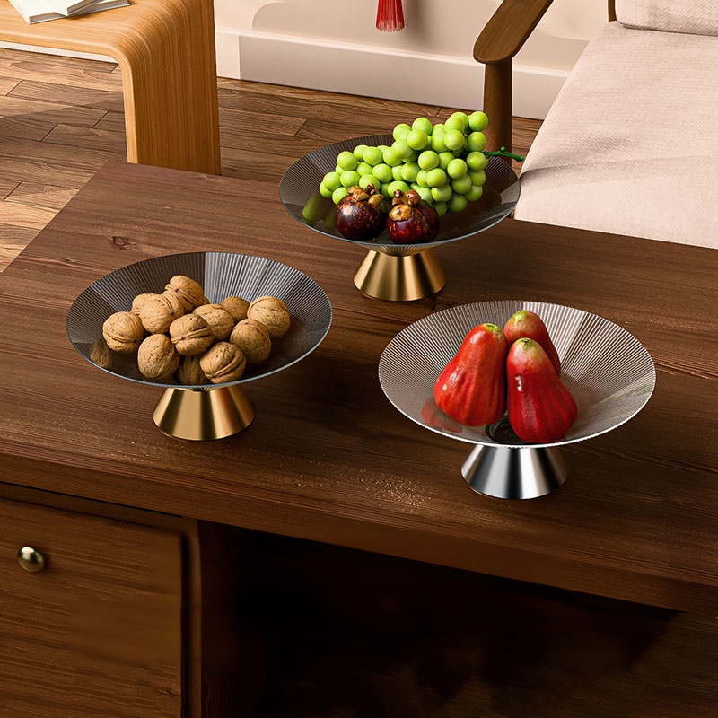 การสะเด็ดน้ำจานผลไม้มีก้าน