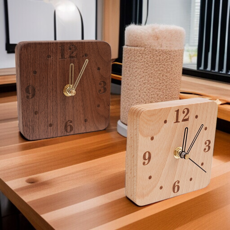 北欧風のシンプルな卓上時計、天然無垢材の静音木製時計、寝室のベッドサイド時計