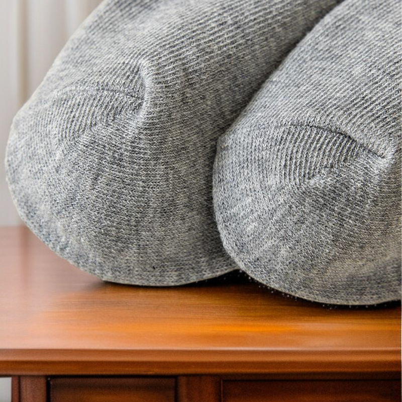 Zhuji ユニセックス ミドル丈速乾スポーツソックス 滑り止め ブラック