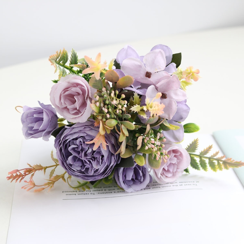 Roses artificielles