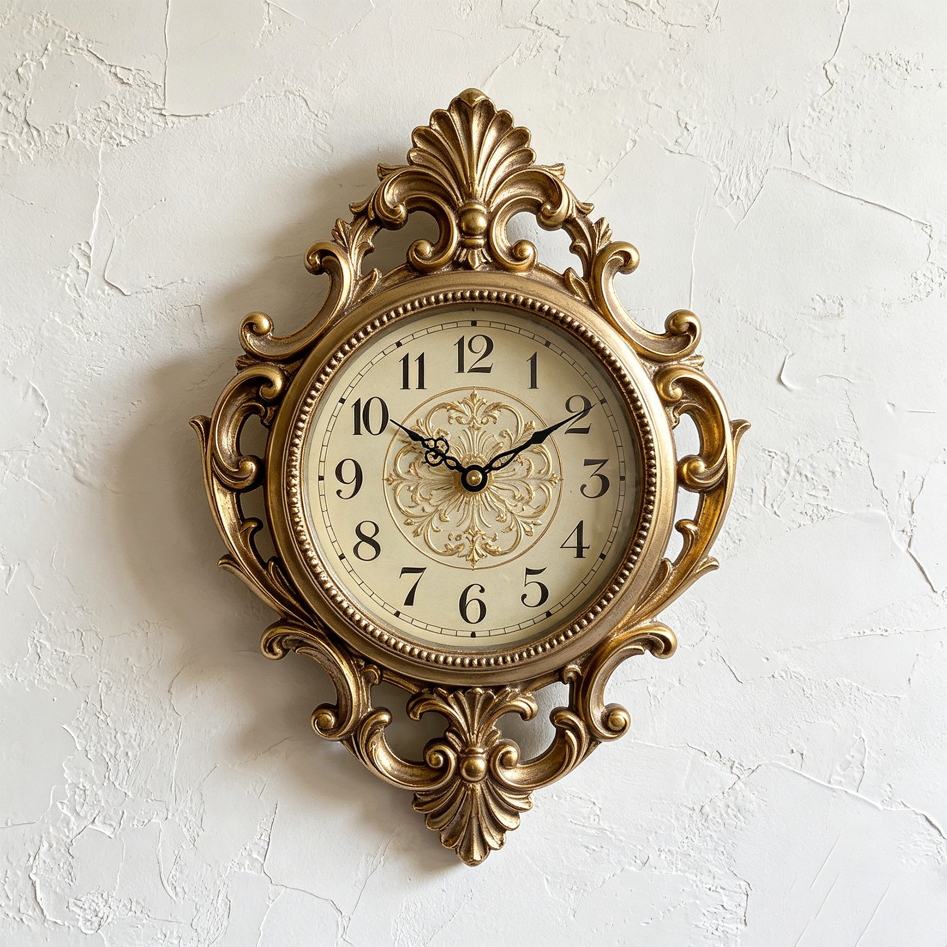 Creative Simple Living Room Wall Clock