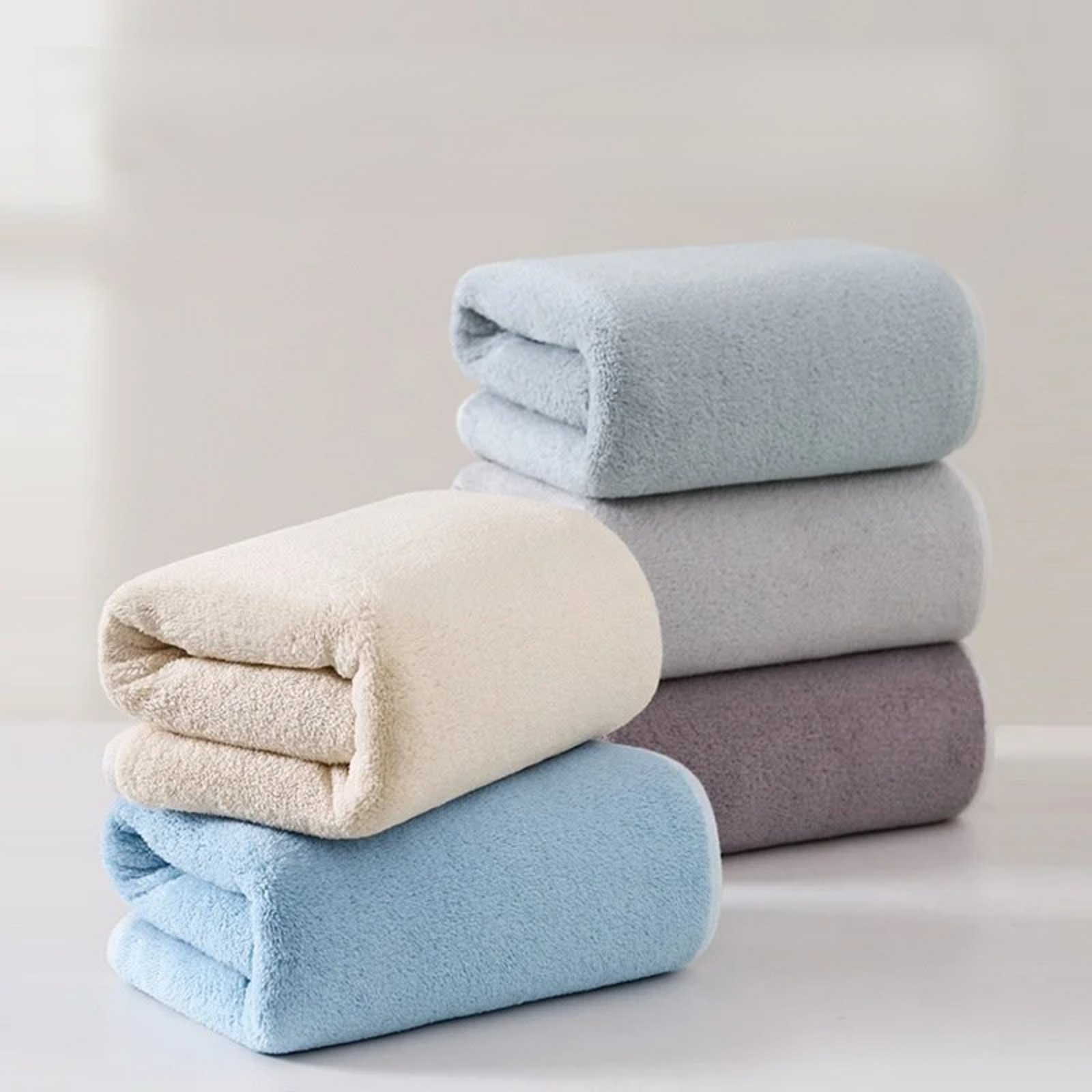Serviette absorbante sans peluche pour usage domestique