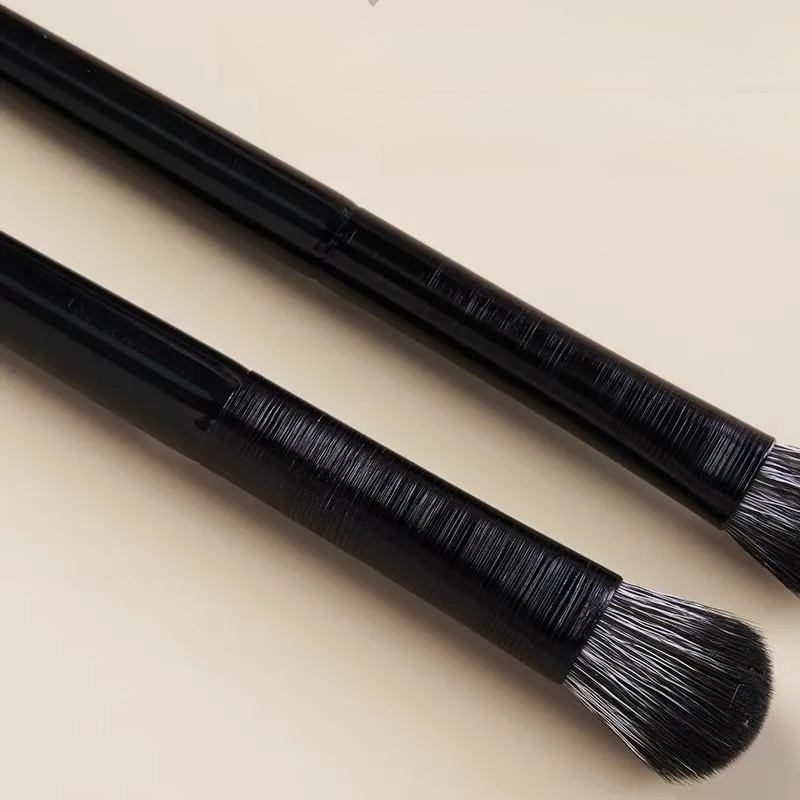 Soft bristle detail blending brush set