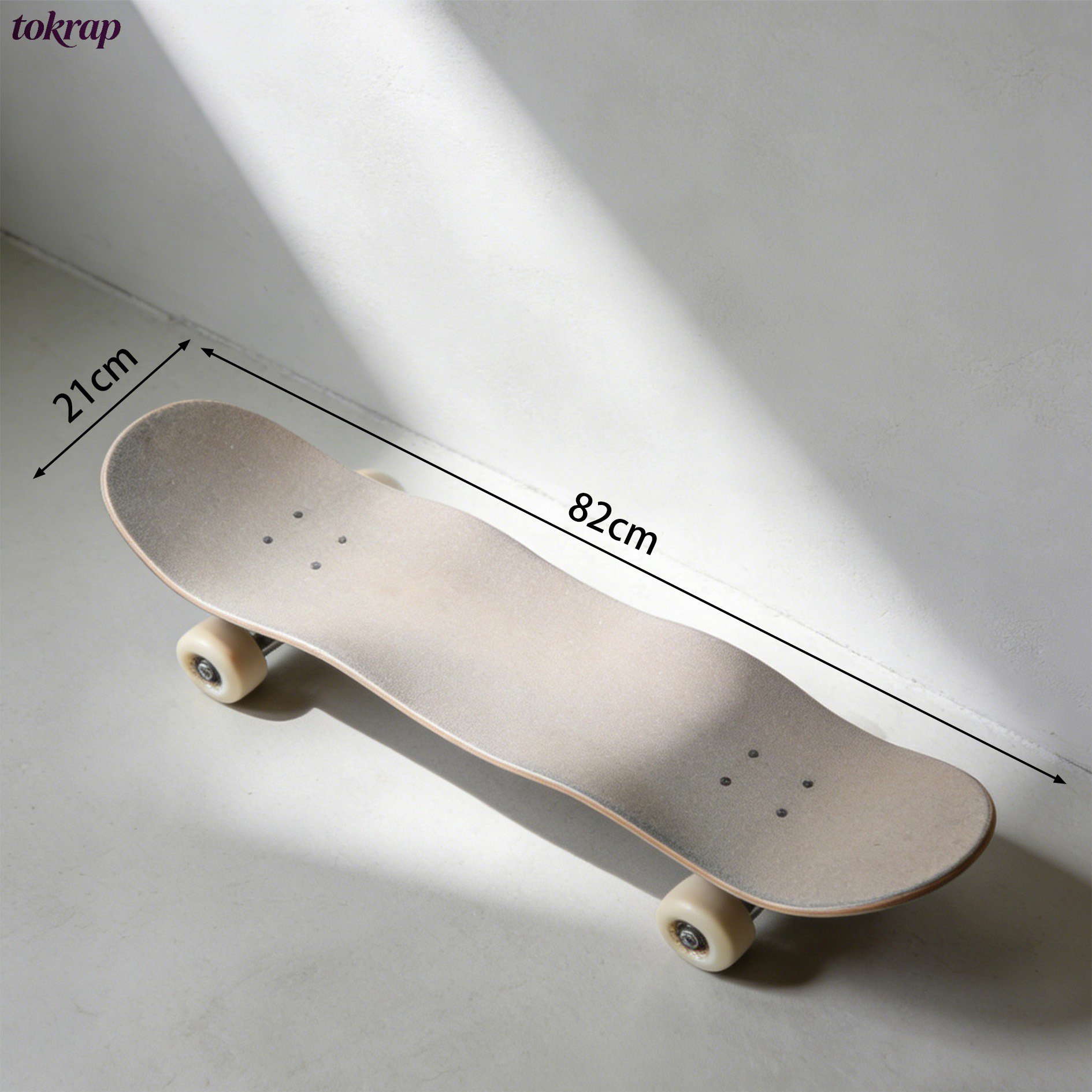 耐久性のあるトラックとウィール