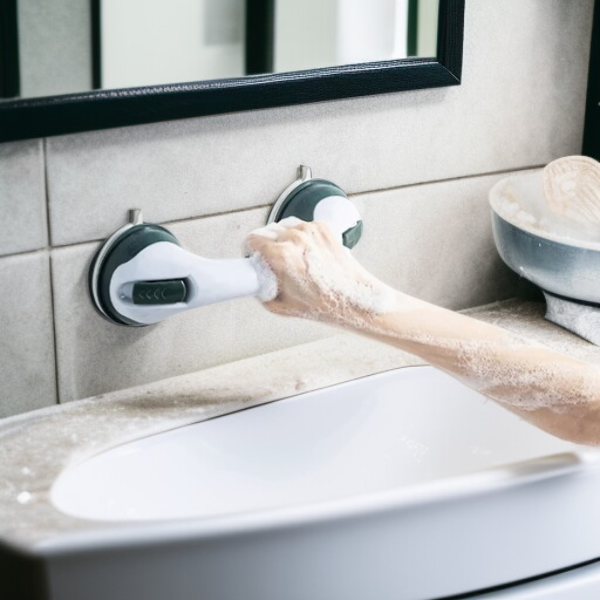 バスルーム用滑り止め取っ手