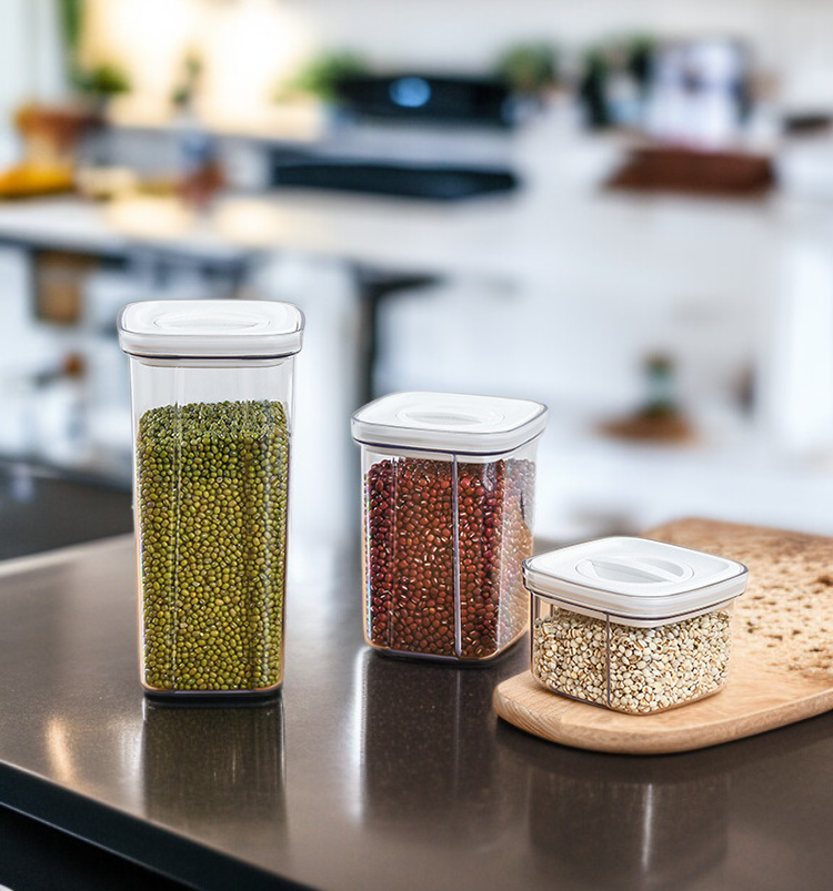 حاوية تخزين طعام بلاستيكية شفافة