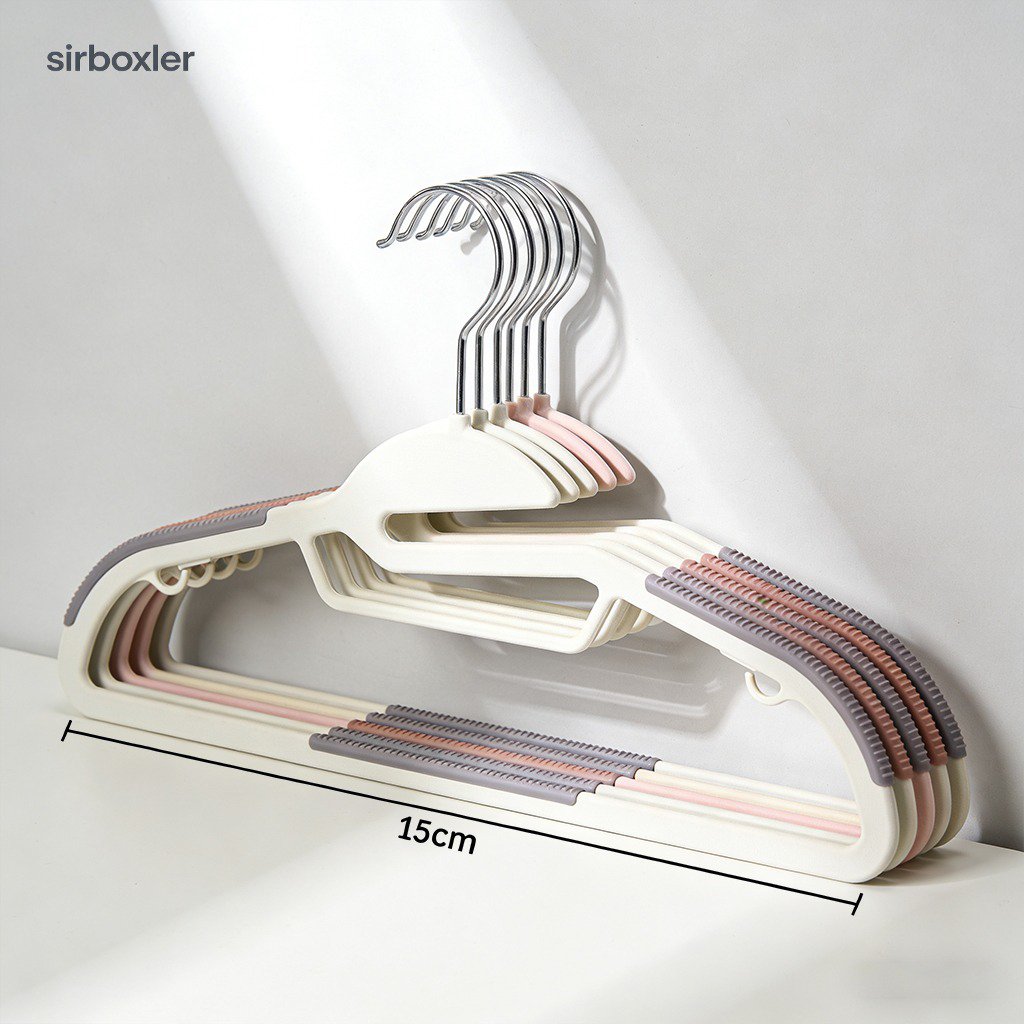 衣櫃內衣撐整齊掛放效果