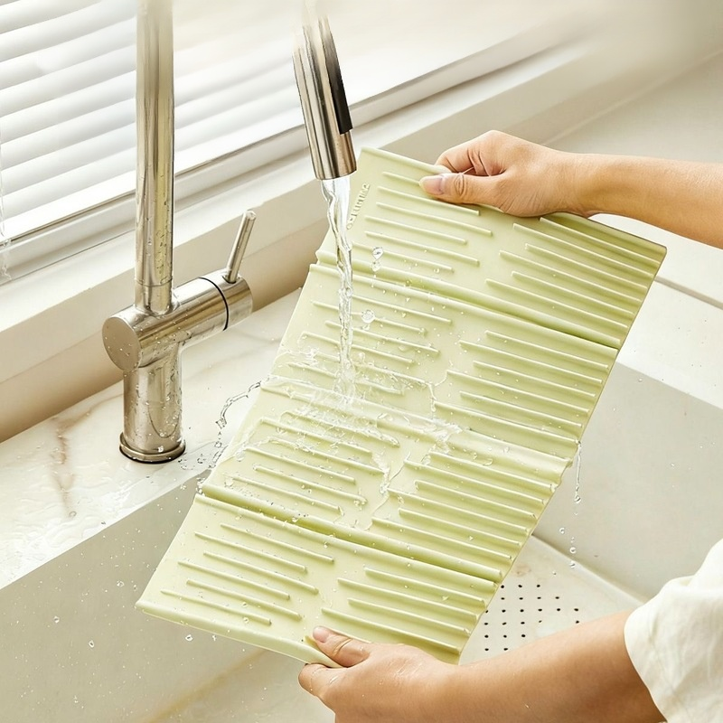 Silná silikonová odvodňovací podložka do kuchyně