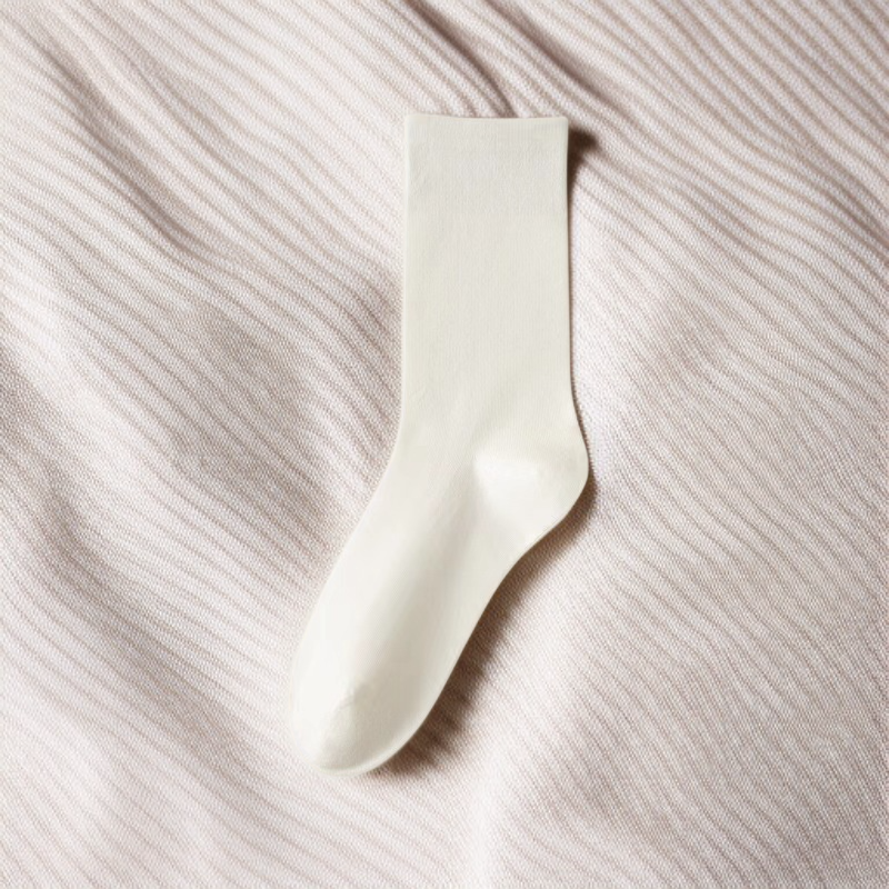 무릎 아래까지 오는 양말