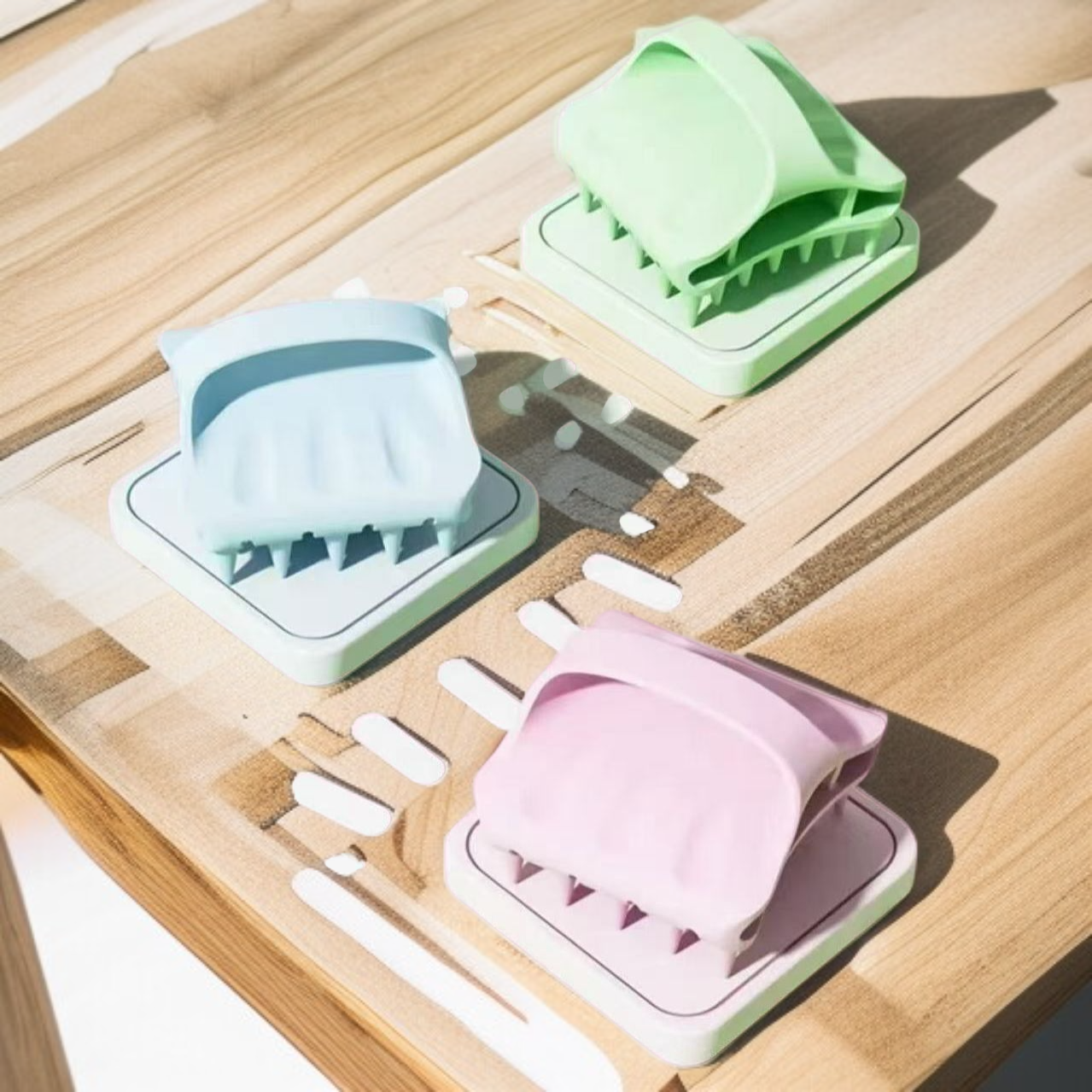 矽膠洗頭按摩梳全景展示