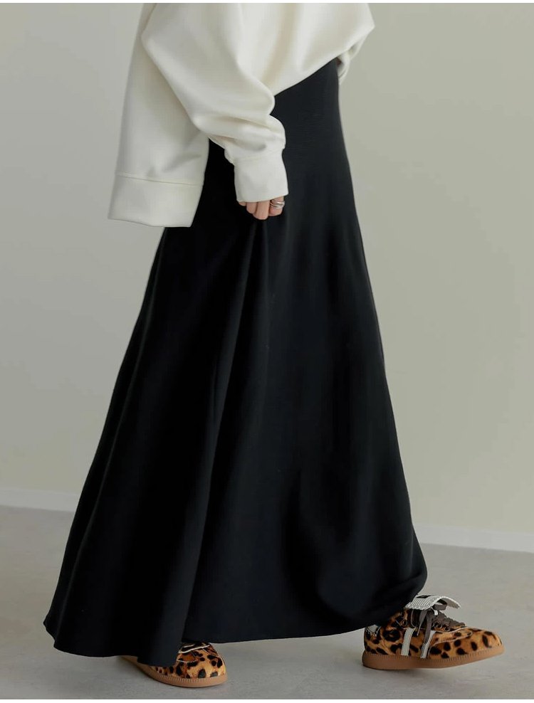 パーティースタイルにも合うマーメイドスカート