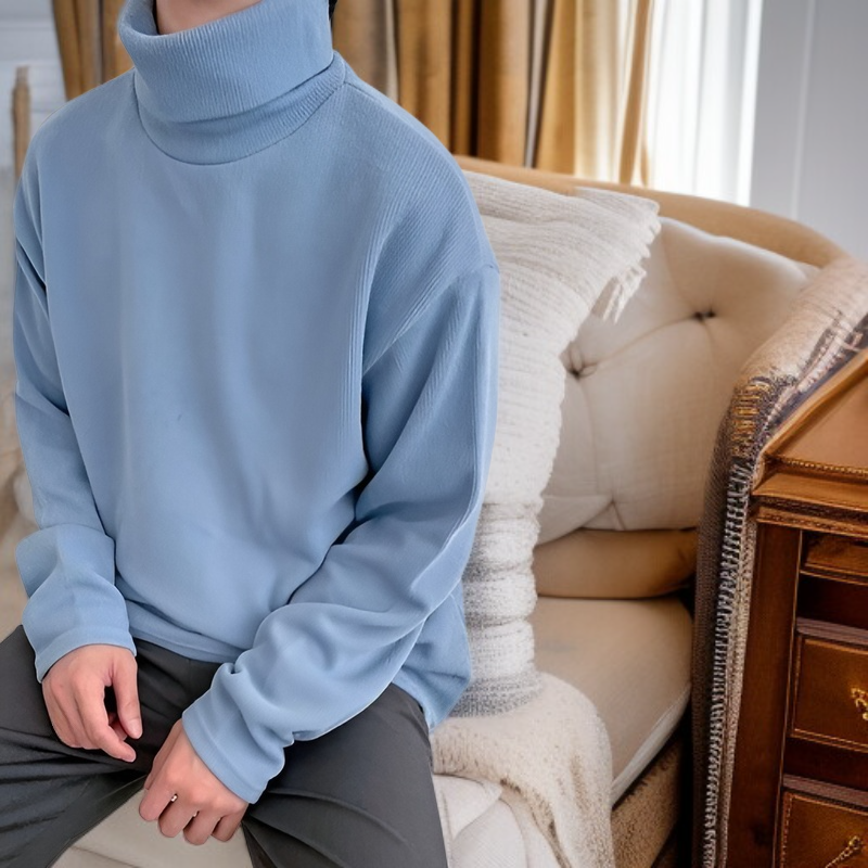 無地タートルネックセーター