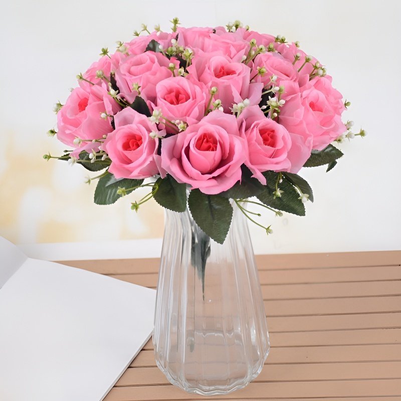 Handgemachter Seidenrosenstrauß