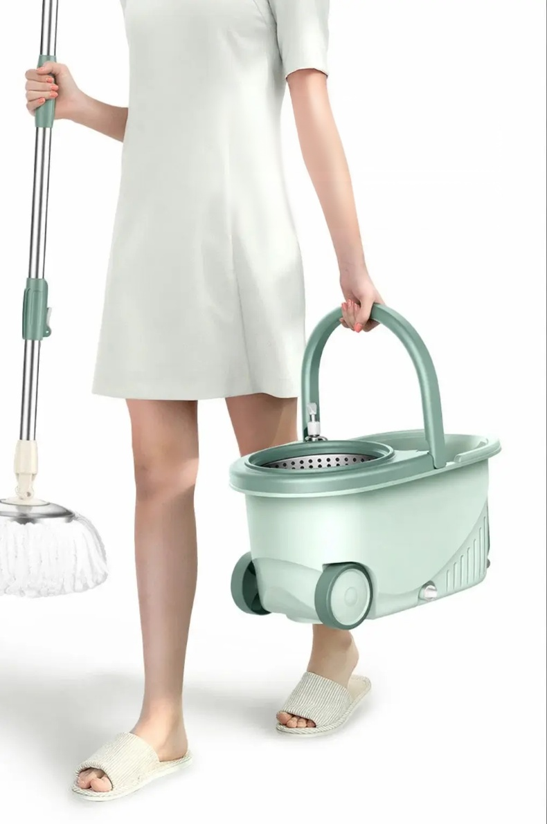 Fregona con cubo de lavado y secado