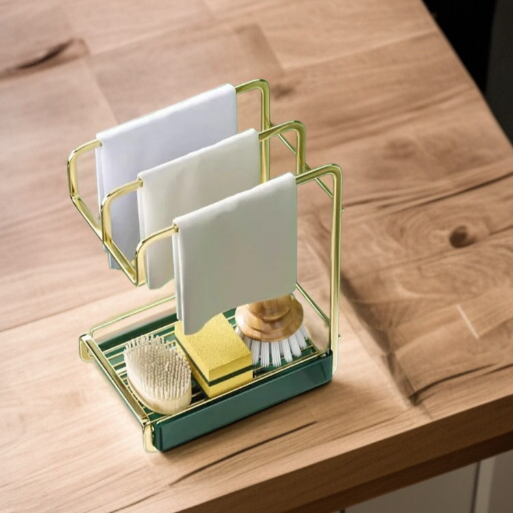 Easy-to-clean kitchen rack with draining feature