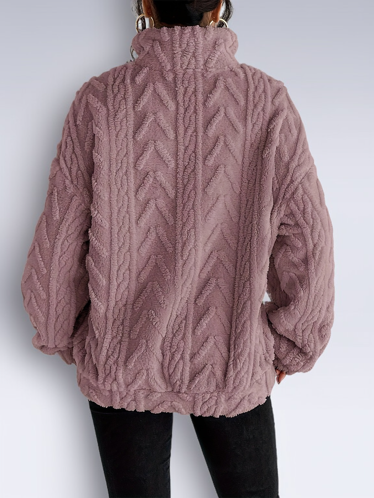 양면 플러시 소재의 부드러운 촉감 스웨트셔츠