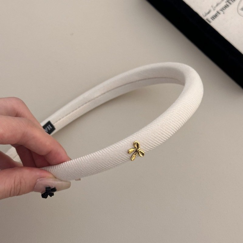 Advanced headband with fashionable bow
