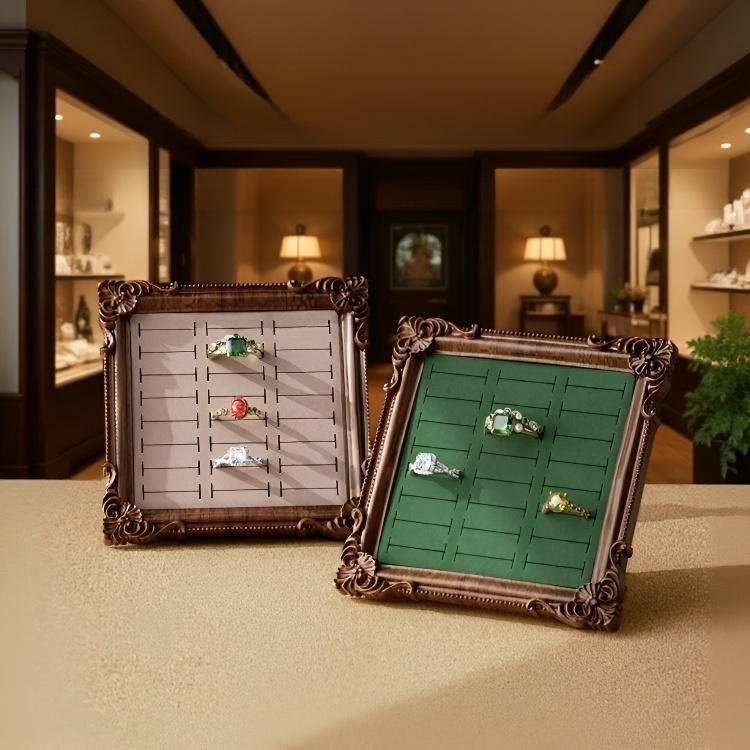 رف تخزين الاكسسوارات المعتق على شكل إطار الصورة