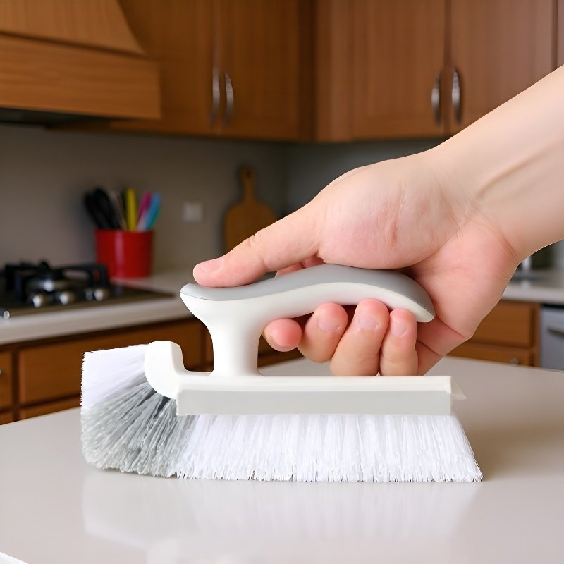 فرشاة متعددة الوظائف لتنظيف الشقوق