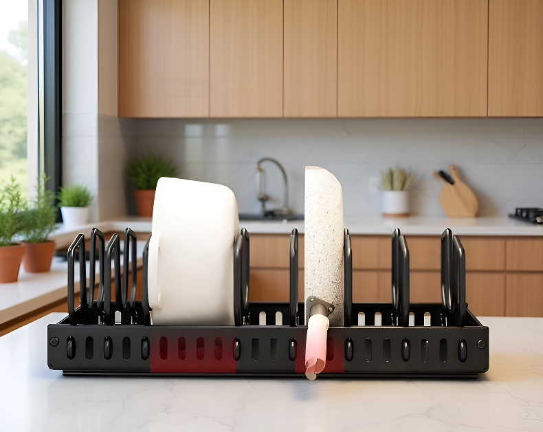 頑丈な素材で作られた調理器具ラックの詳細