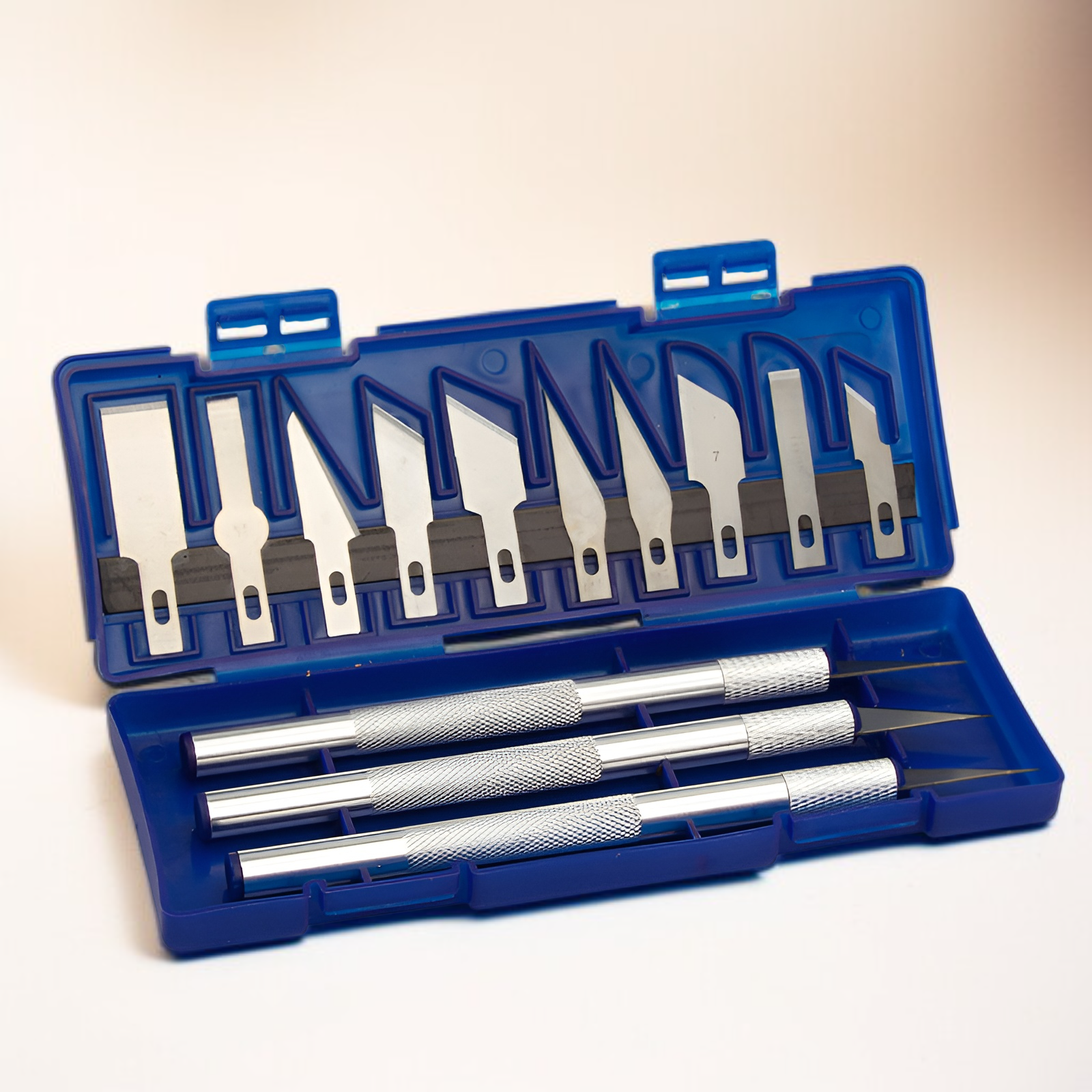 Durable aluminum alloy handle of carving knife