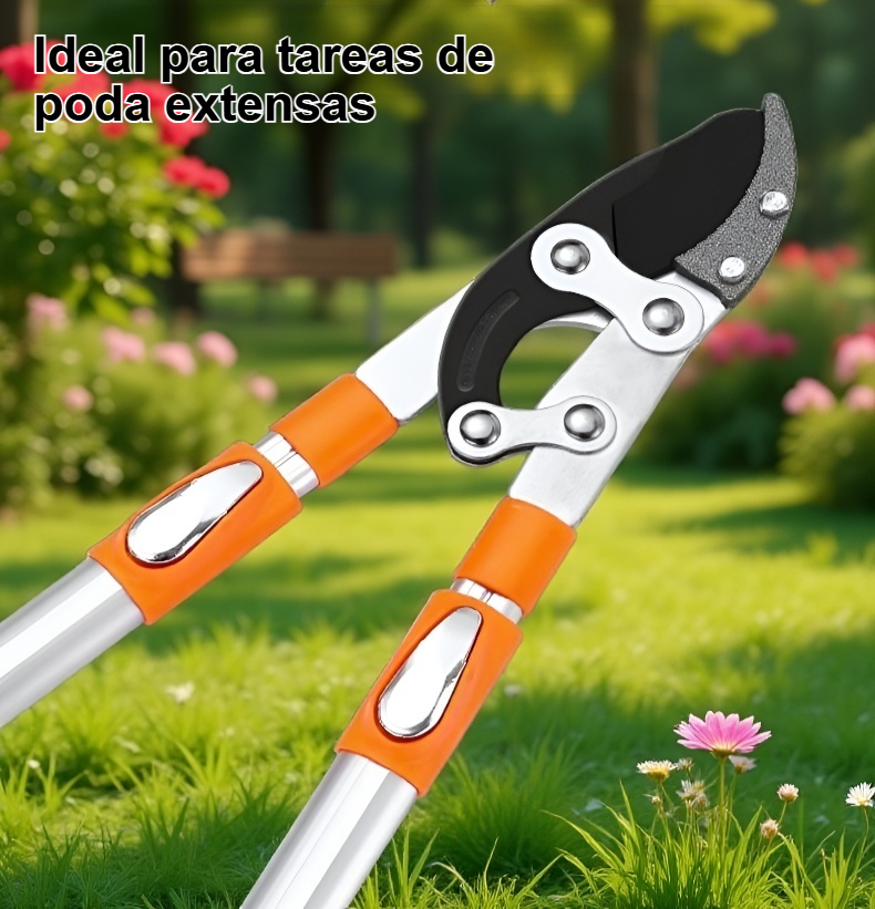 Tijeras de jardín telescópicas cortando ramas