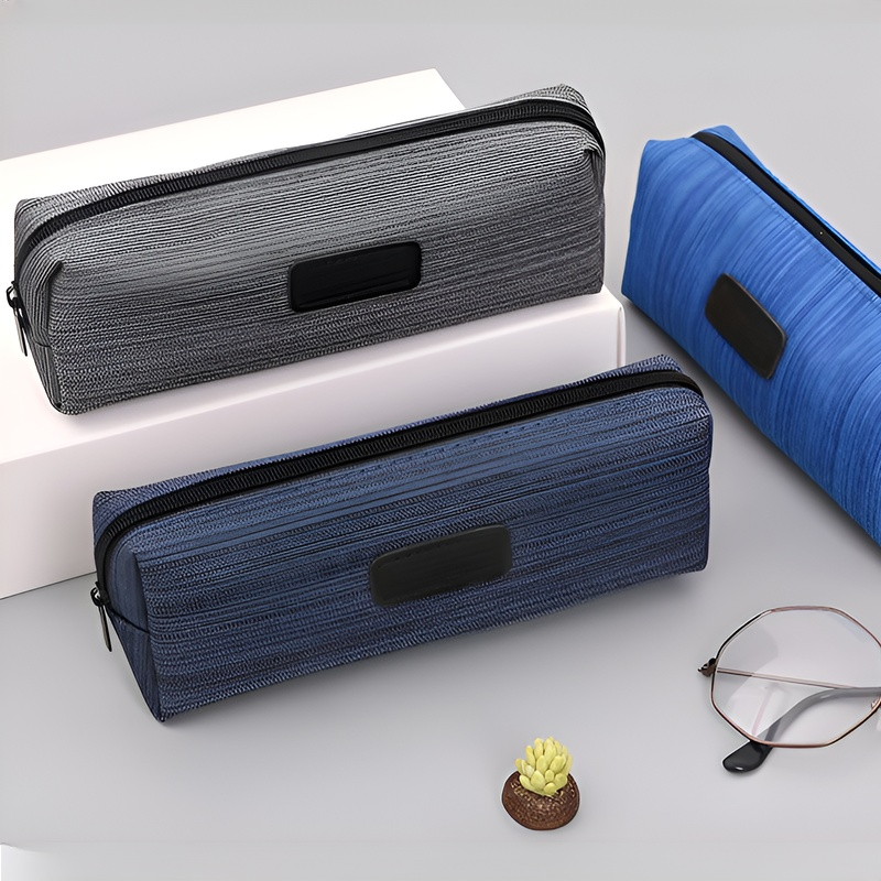  オックスフォード生地のミニマルペンポーチ