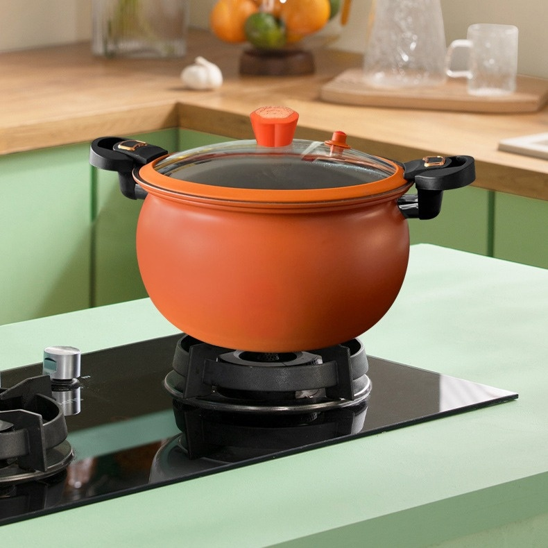 Micro-pressure non-stick pan