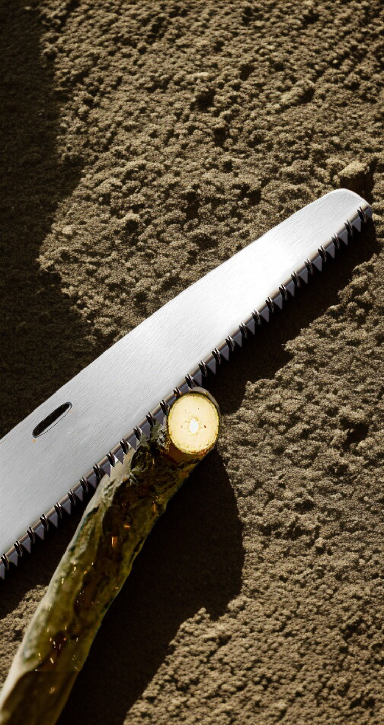 한손으로 사용하는 휴대용 톱