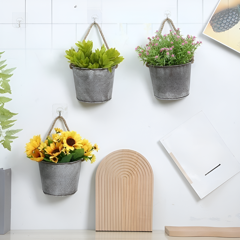 バルコニー用金属製壁掛け植木鉢