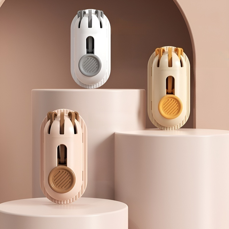 Creative telescopic five claw hook