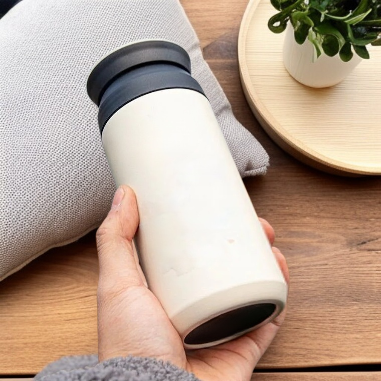 Kubek na wodę ze stali nierdzewnej 304, prosty design