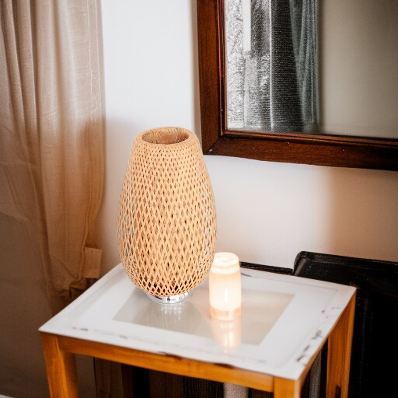 โคมไฟตั้งโต๊ะสไตล์โมเดิร์น ทูเพลส