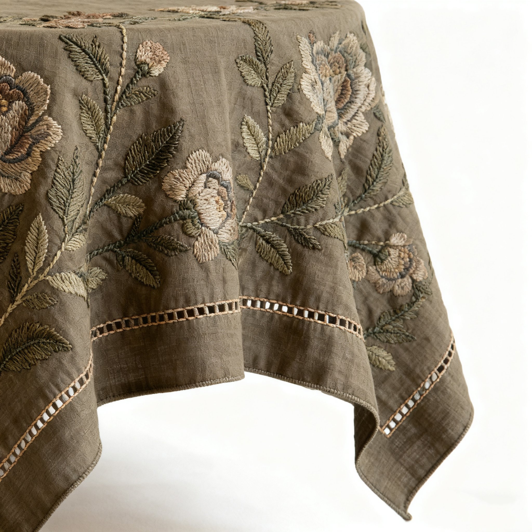 ผ้าปูโต๊ะวินเทจลายดอกไม้ปักมือ