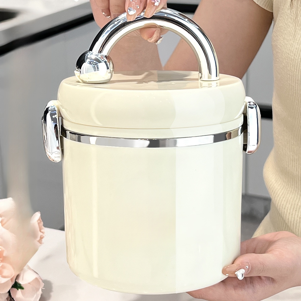 Stainless steel insulated lunch box