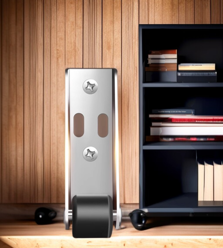 추락 방지 바퀴가 장착된 도어 하부 모습