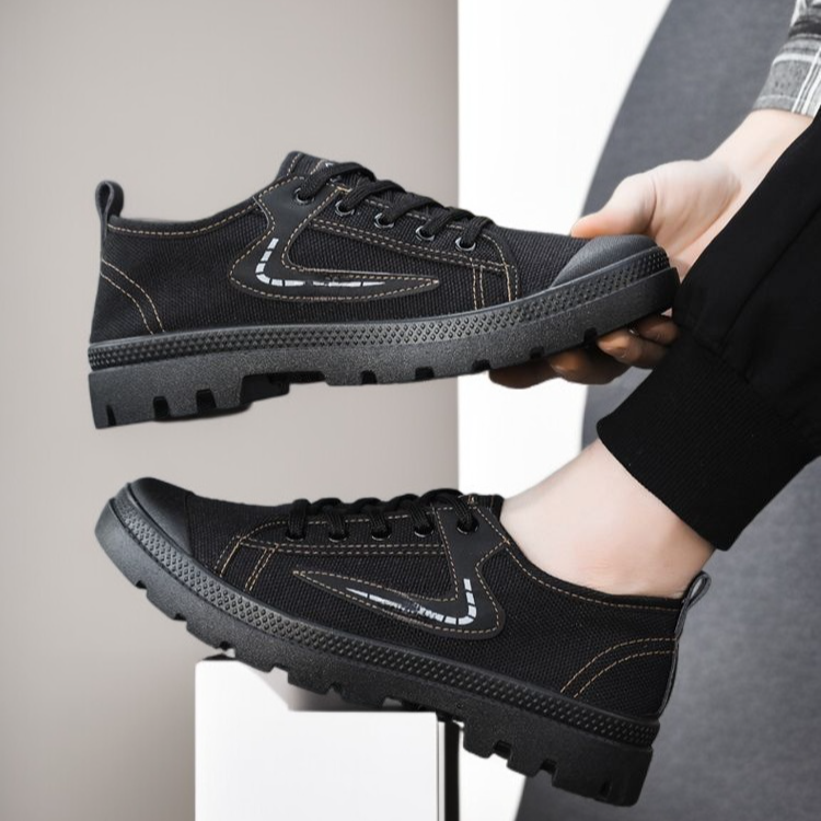 スタイリッシュなデザインの男性用耐摩耗性靴