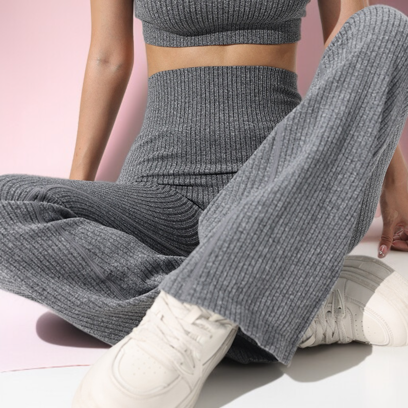 フレアヨガパンツ