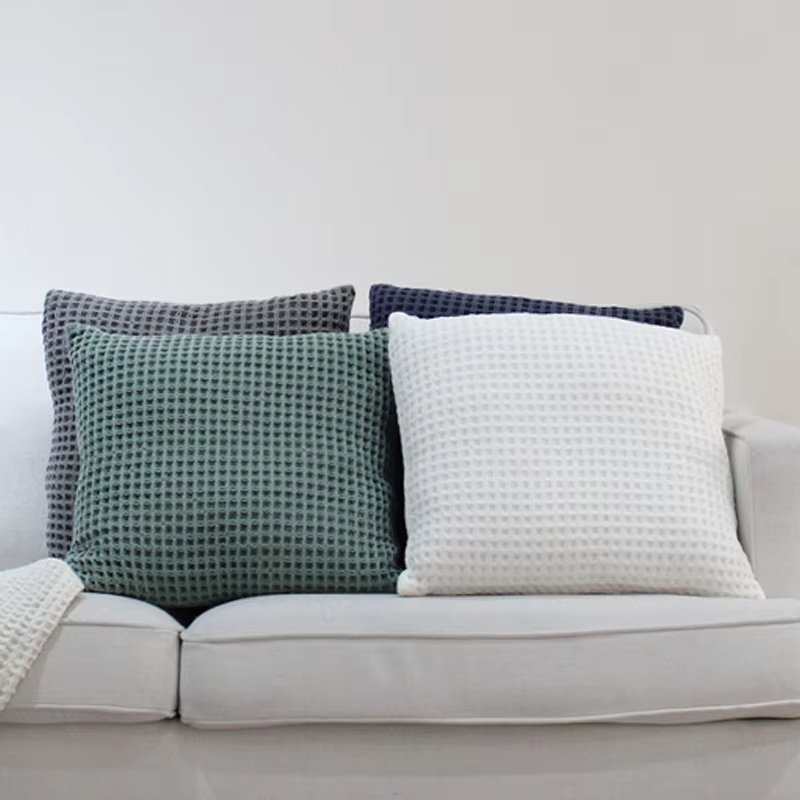 หมอนอิงนุ่มสบายสีขาวถักหมอน