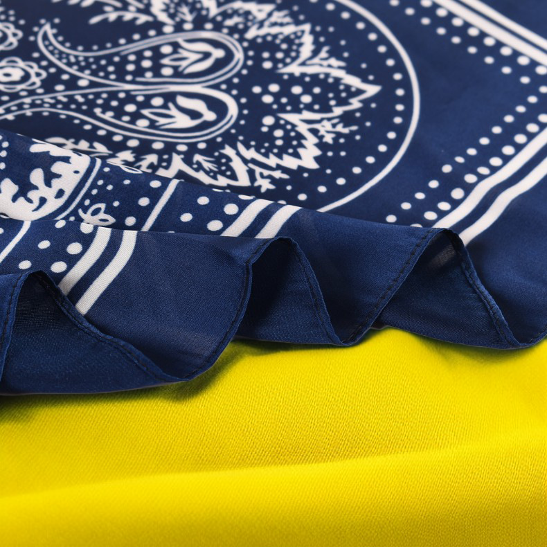 ヴィンテージサテンのヘッドスカーフ