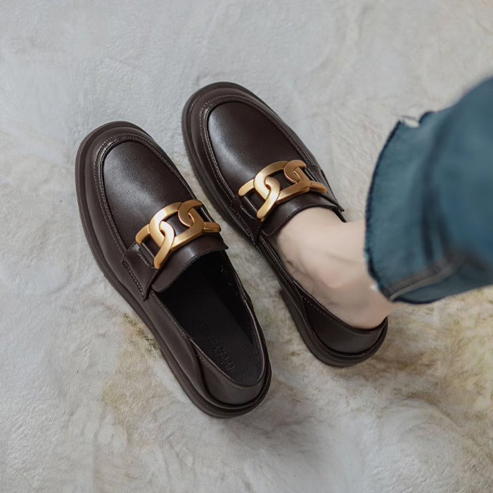 女士復古金屬扣平底樂福鞋