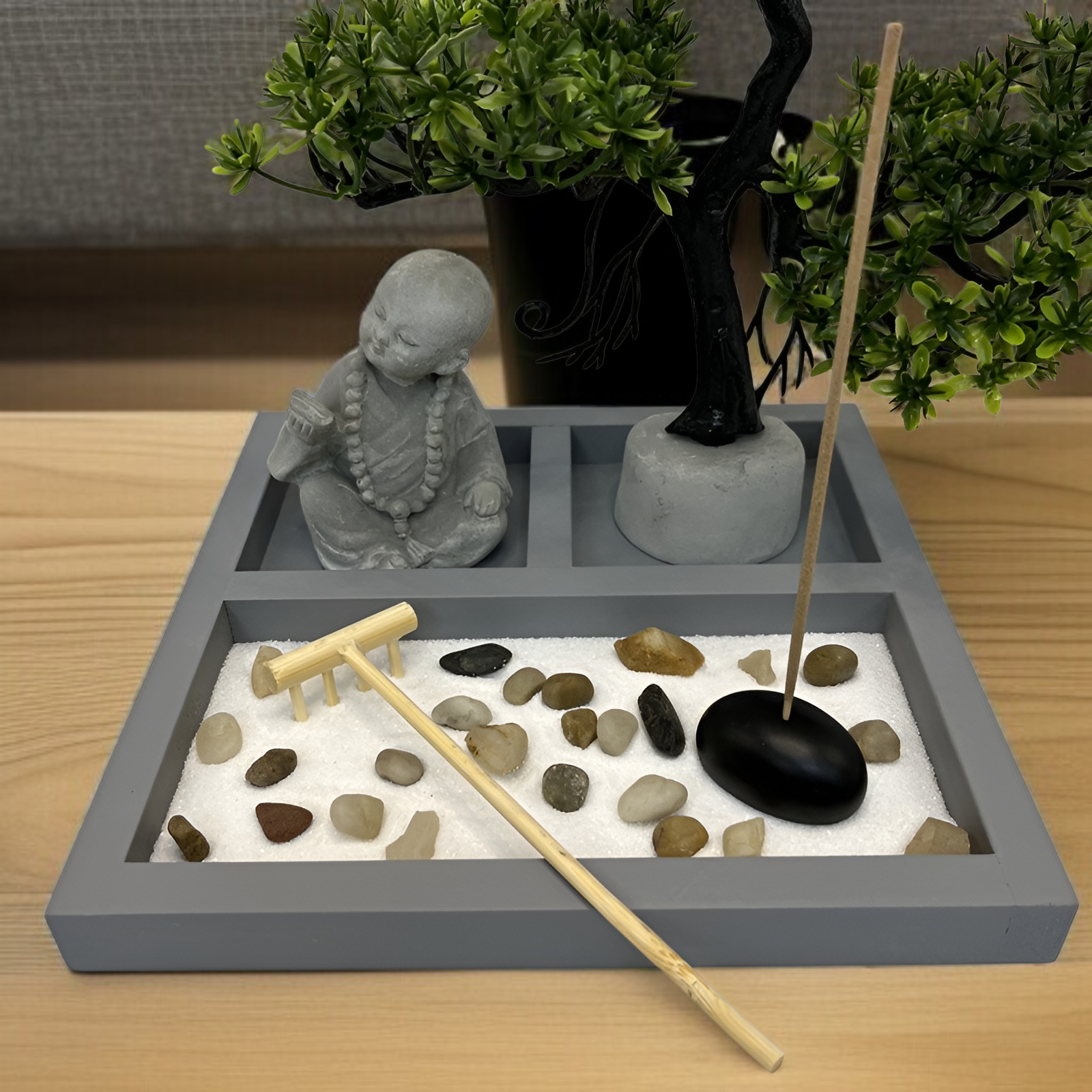 モダンインテリアに合うユニークな砂皿