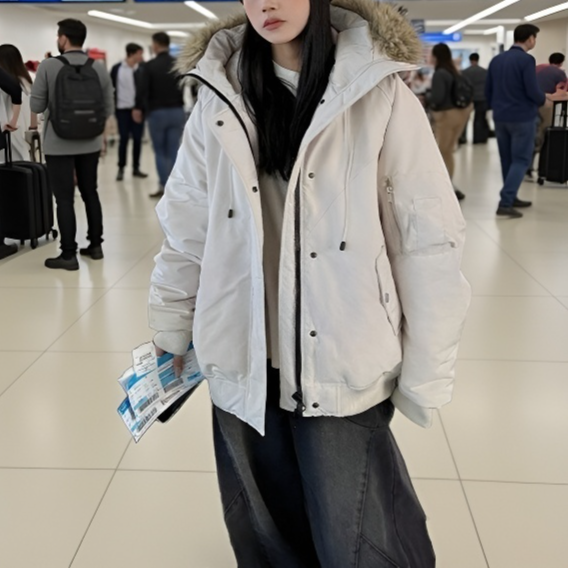 軽量で動きやすいレディースファーコート