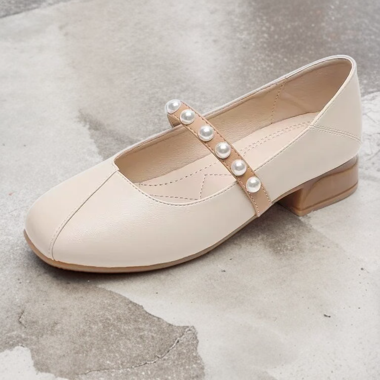 新作レザーシューズのソールと通気性構造