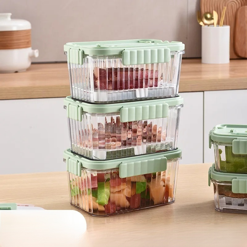 Small Lunch Box with Outer Layer