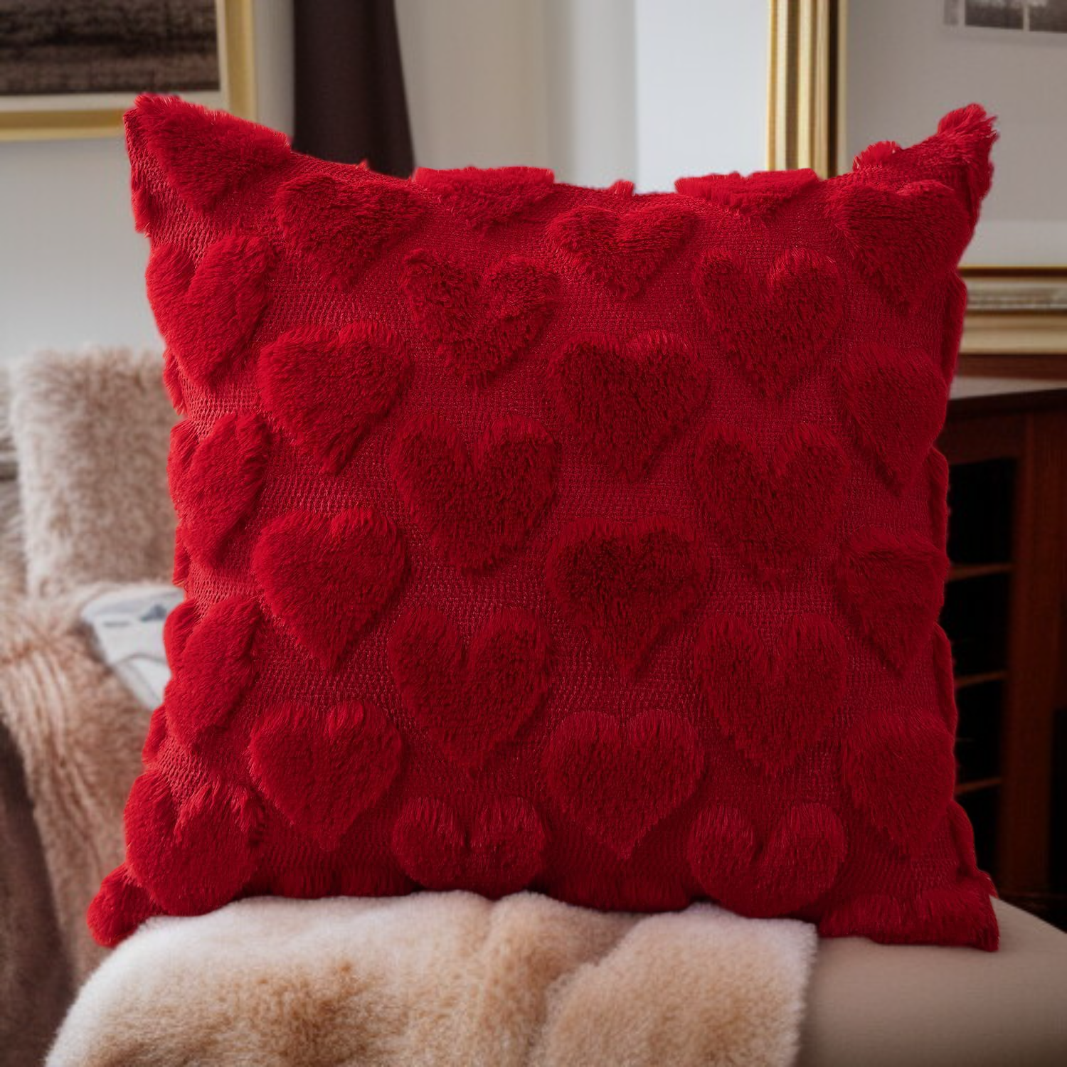 하트 자수가 놓인 부드러운 베개 커버