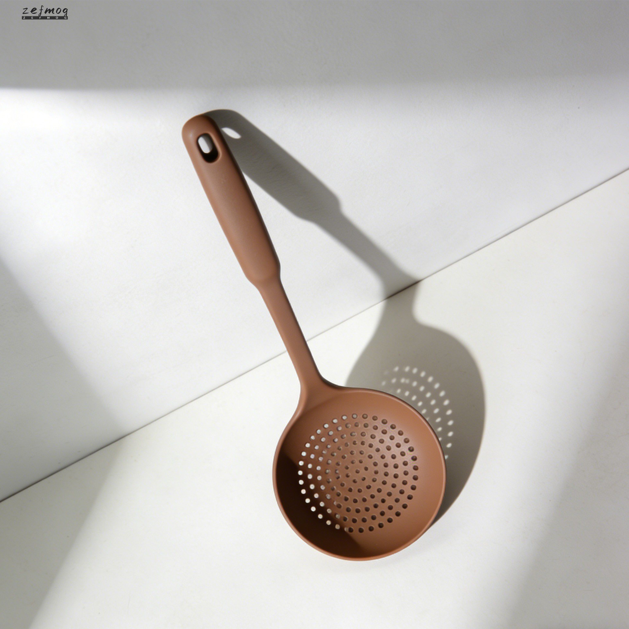 キッチン用穴あきスプーン（10本入り）