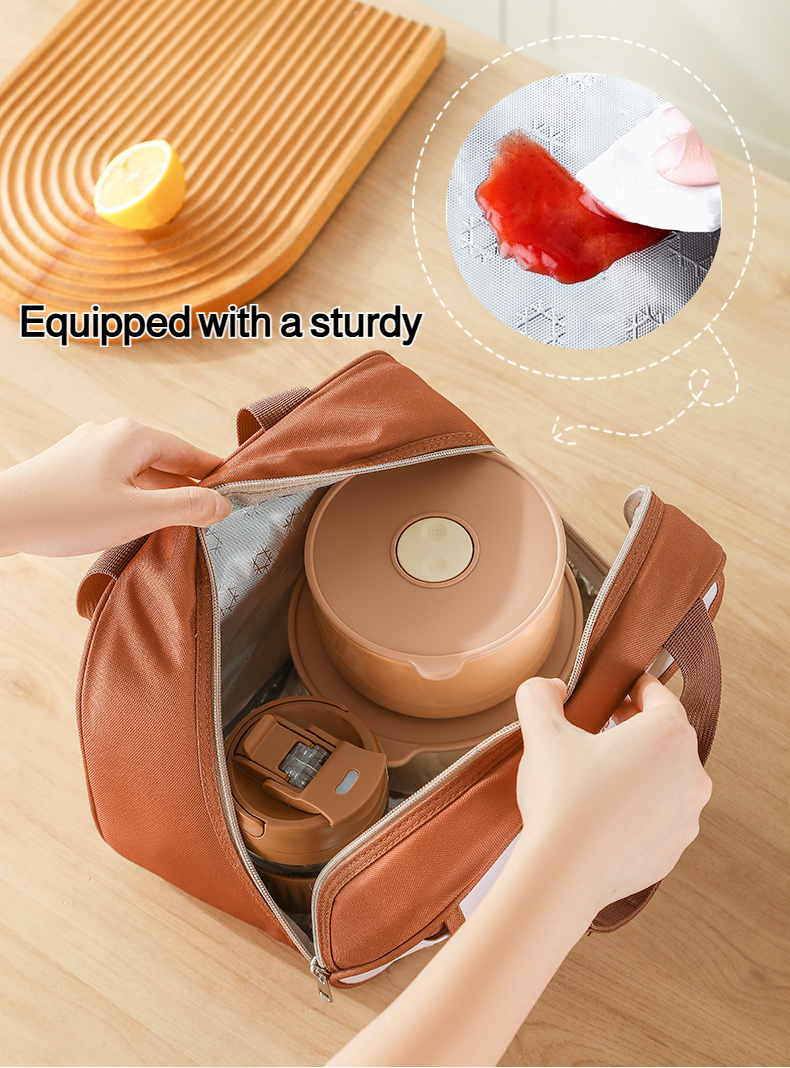 Durable insulated lunch bag with zipper closure